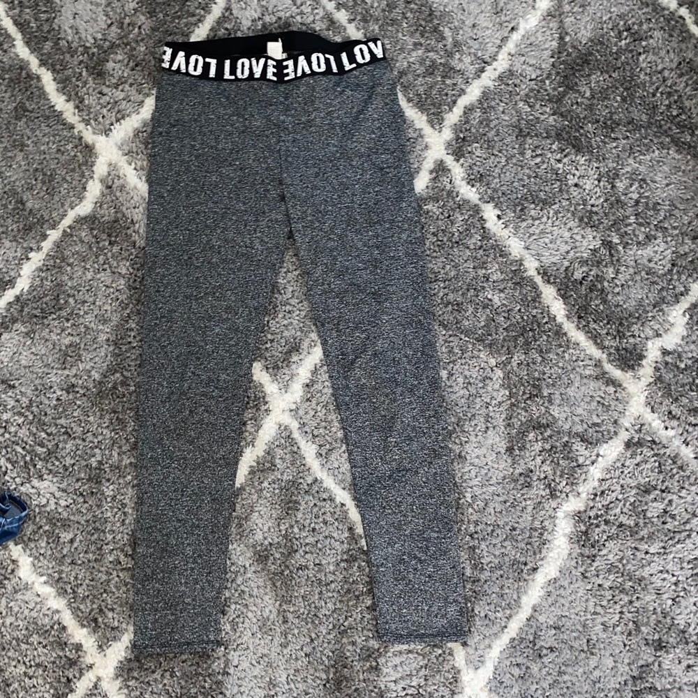 gray legging